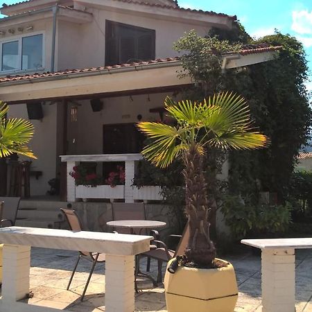 Cavo Paradiso Villa Asproválta Eksteriør billede