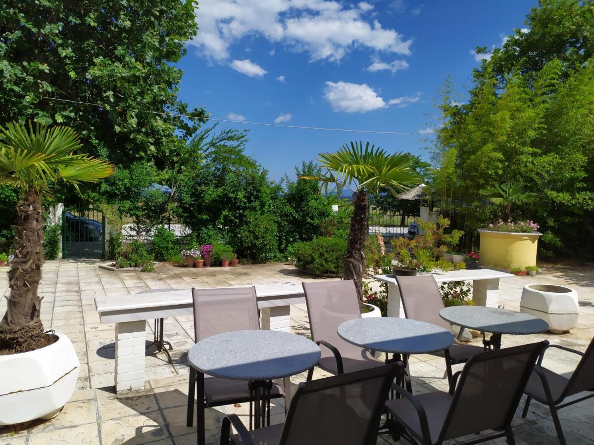 Cavo Paradiso Villa Asproválta Eksteriør billede