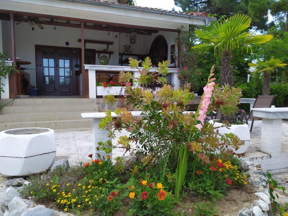 Cavo Paradiso Villa Asproválta Eksteriør billede